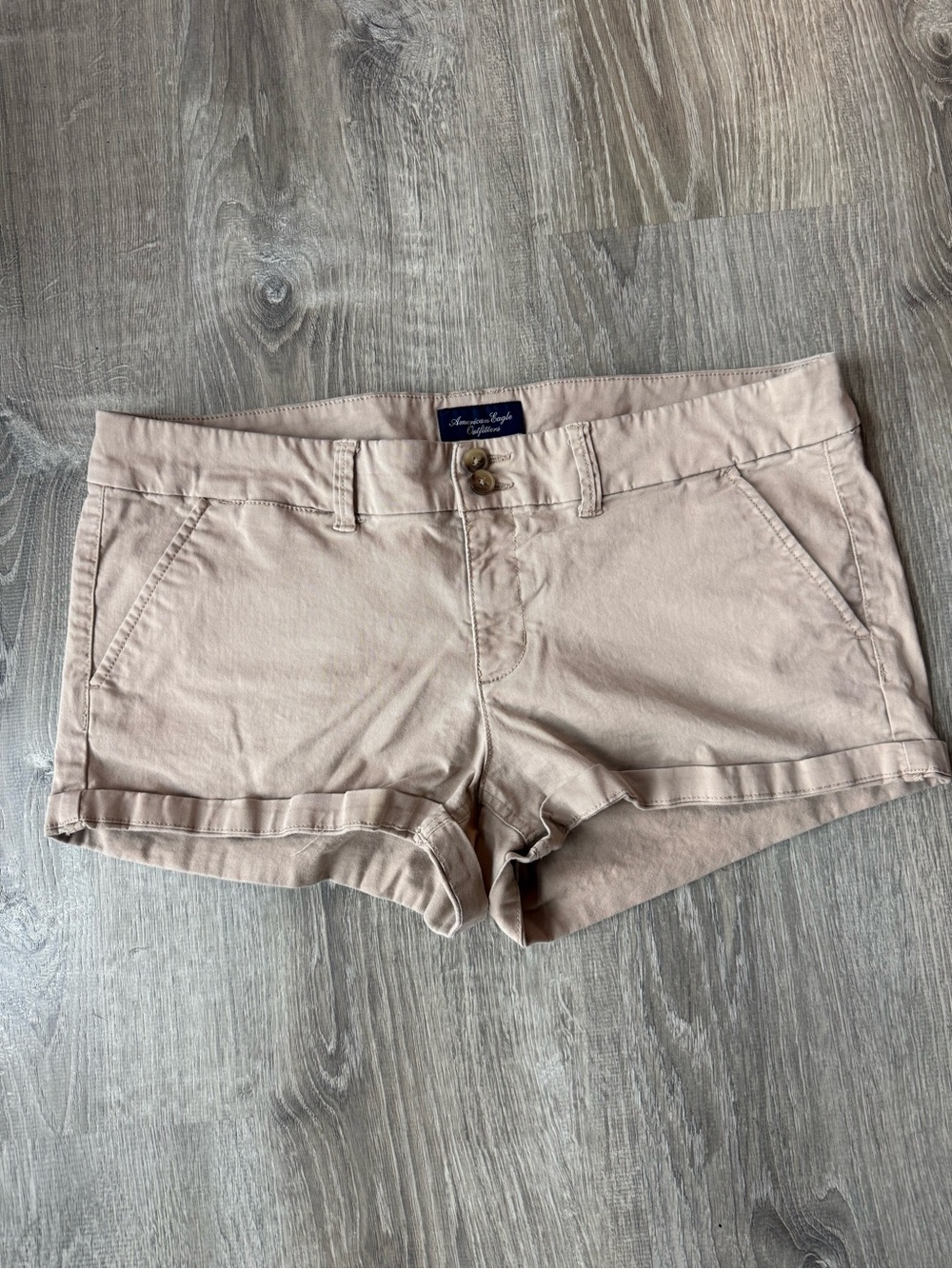 American Eagle Stretch Low-Rise Shortie Chino Khaki y2k style double button
